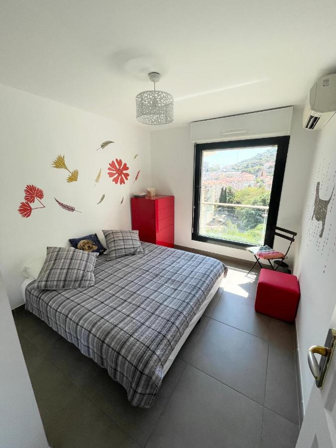 Grand 3 Pieces Avec Terrasse Vue Mer Tout Confort Beausoleil Eksteriør billede